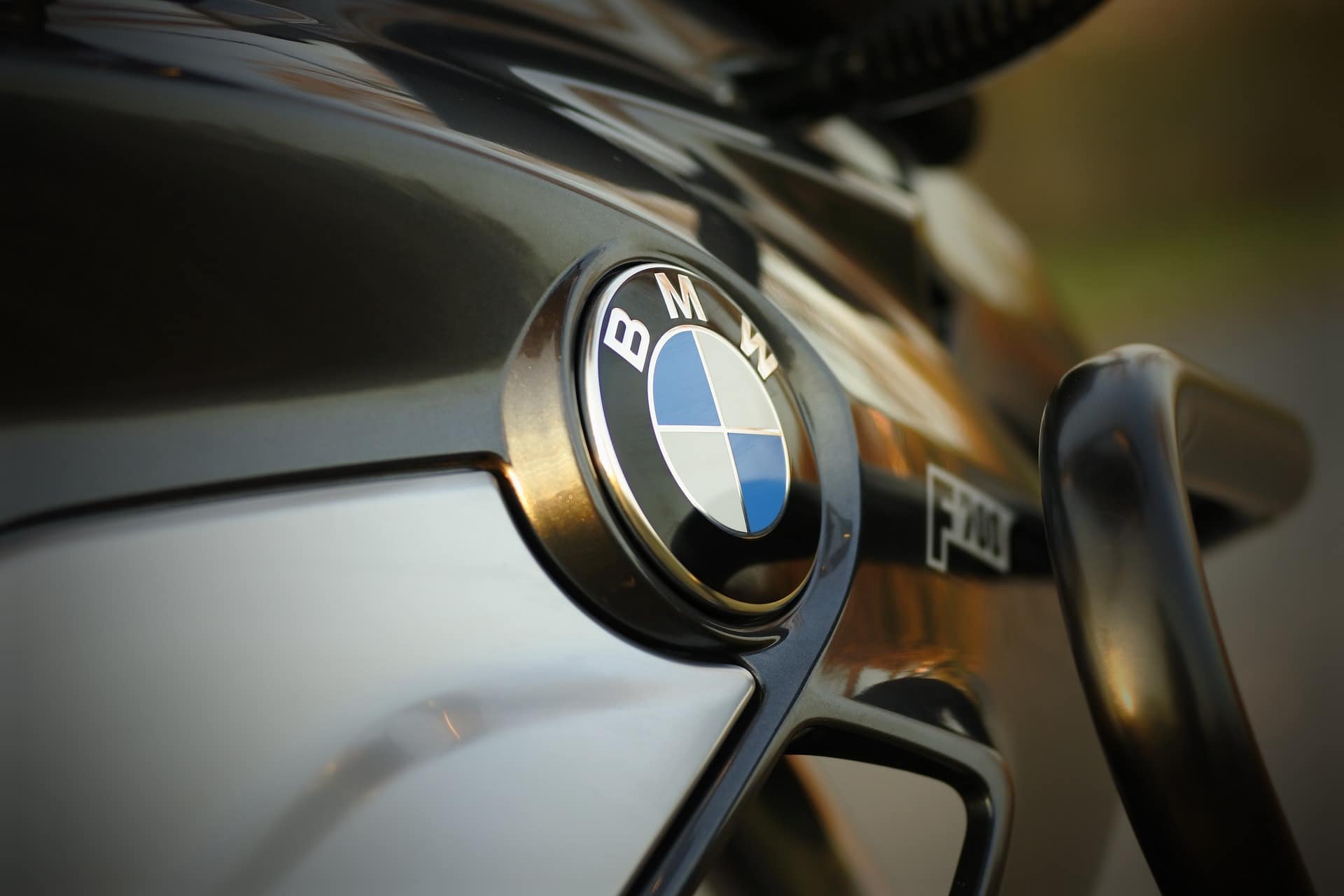 Partager la passion de BMW et découvrir de nouveaux horizons